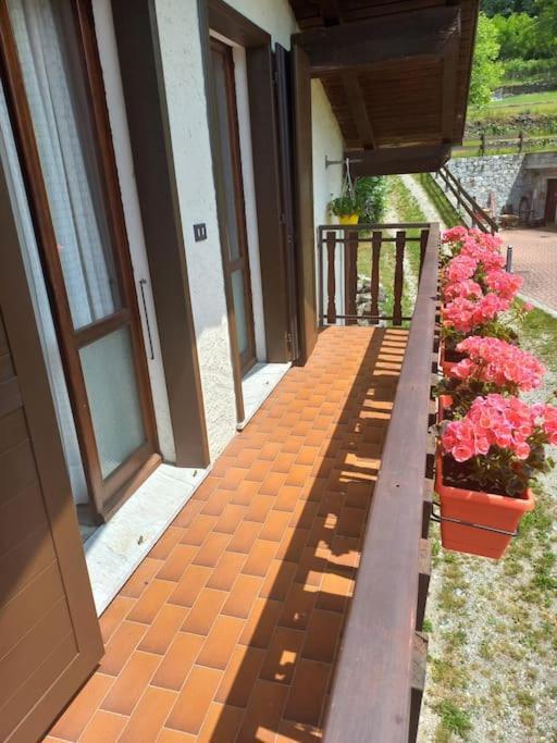 La Casetta Delle Nuvole Mazzo di Valtellina Exterior photo